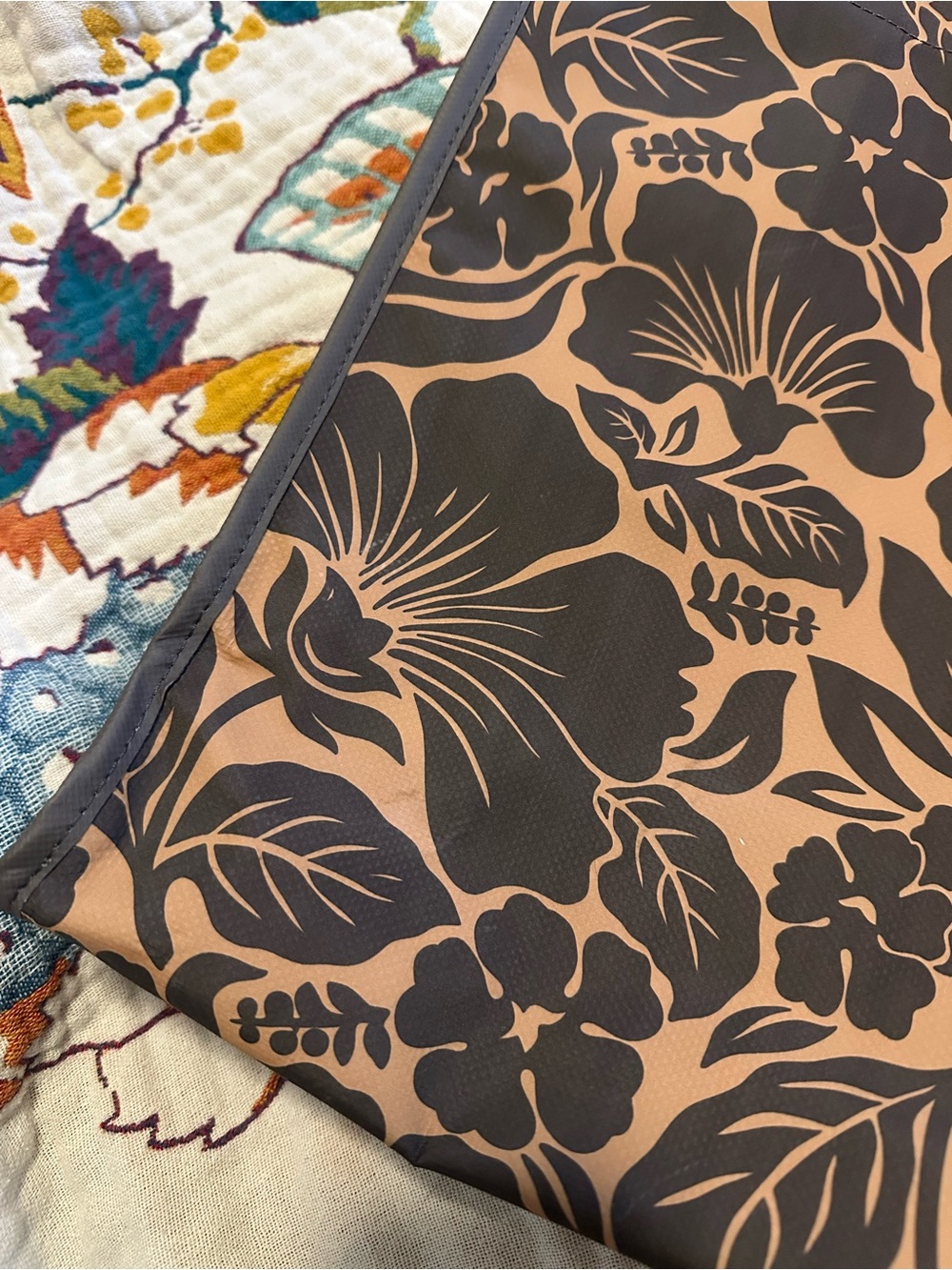 ALOHA Collection Heipua Carry It All bag NWT Limited 12 year Anniversary Release - Picture 8 of 11